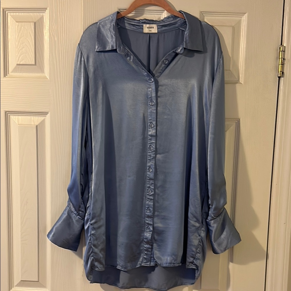 Suboo Women Blue Satin Blouse M